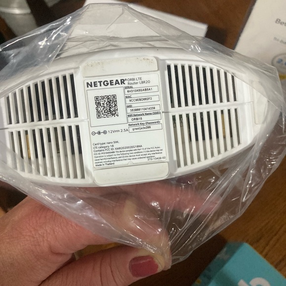 Netgear Orbi Wifi Router - Picture 7 of 10